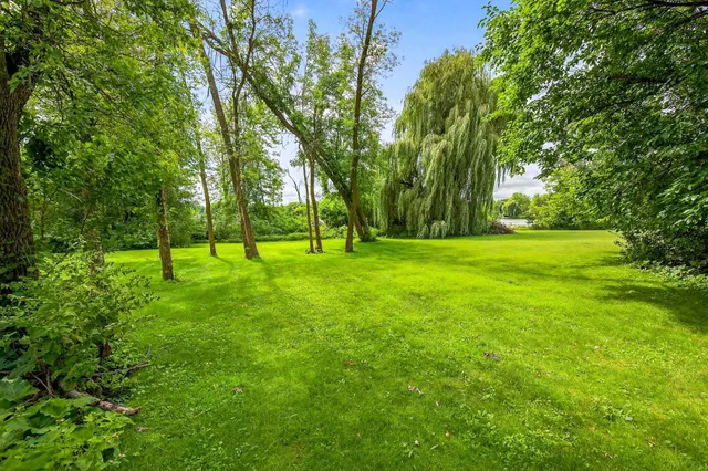 $739,900 | 216 East Main Street, Hortonville, WI 54944