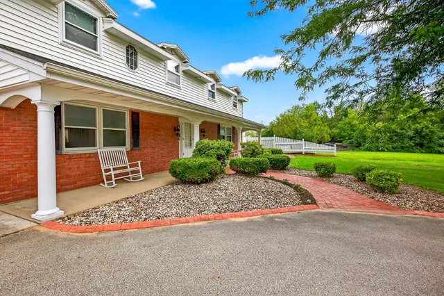 $739,900 | 216 East Main Street, Hortonville, WI 54944