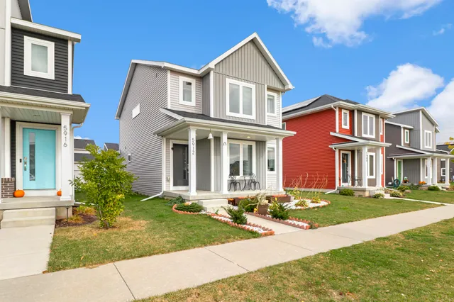 $425,000 | 5912 Minong Lane, Fitchburg, WI 53711