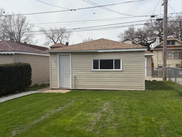 $359,900 | 2340 South Harvey Avenue, Berwyn, IL 60402