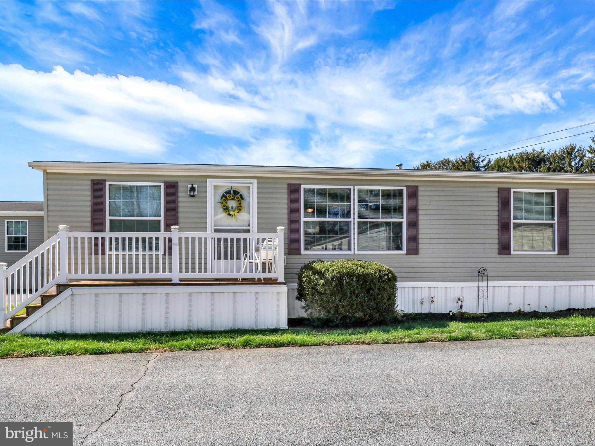 27 Jere Road Gordonville, PA 17529 - Photo 3 of 26 7J8A9825