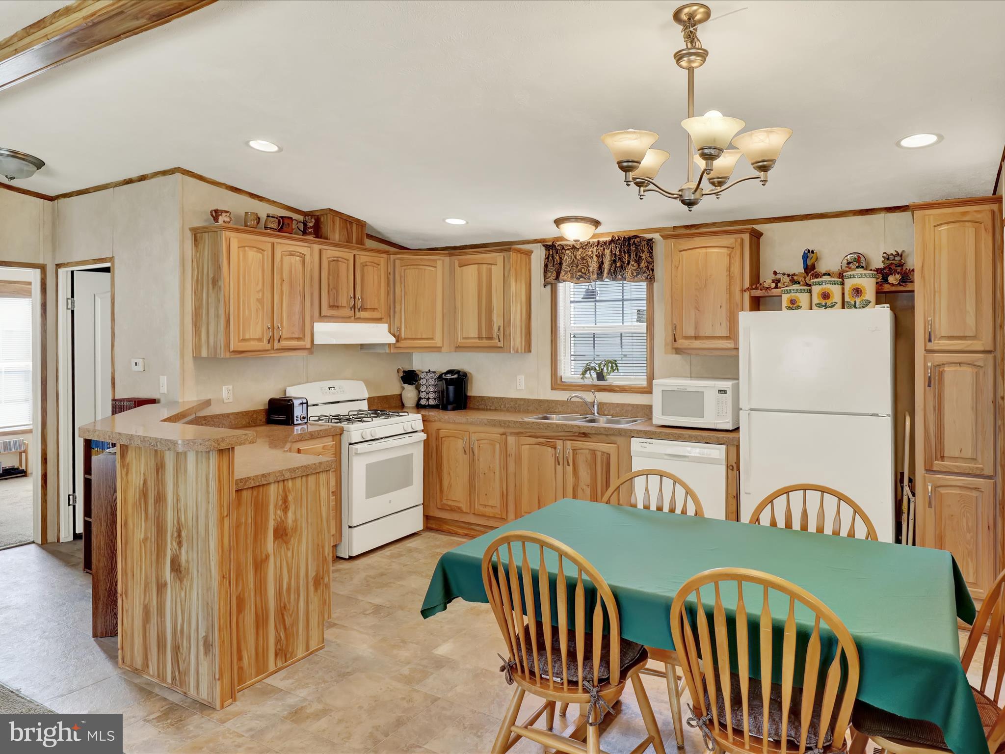 27 Jere Road Gordonville, PA 17529 - Photo 9 of 26 7J8A9738
