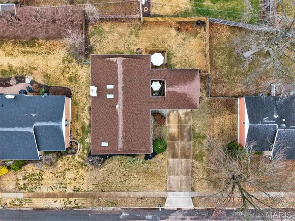 $499,900 | 12509 Larkwood Drive, St. Louis, MO 63146