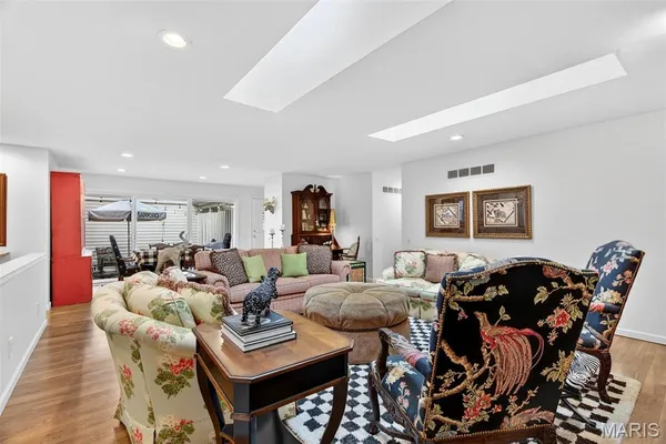 $499,900 | 12509 Larkwood Drive, St. Louis, MO 63146