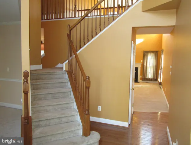 a view of a hallway with windows