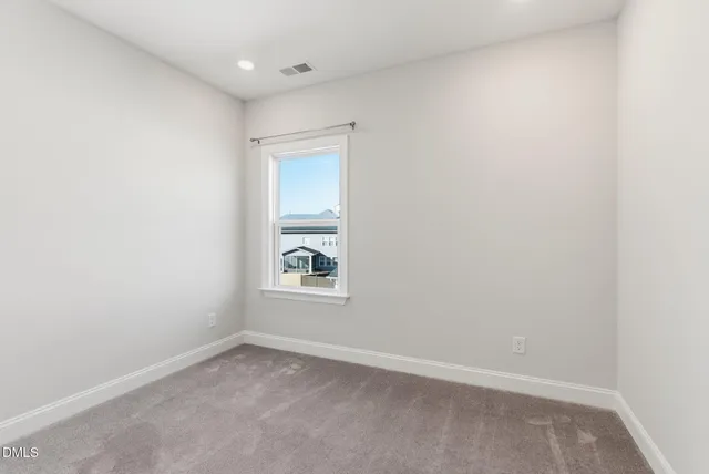 $575,000 | 3318 Longleaf Estates Drive, Raleigh, NC 27616