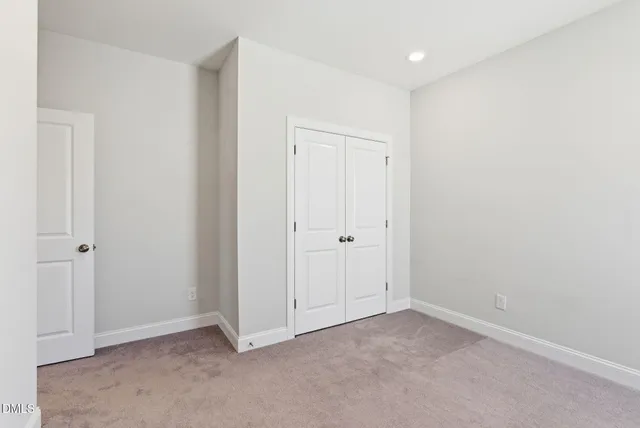 $575,000 | 3318 Longleaf Estates Drive, Raleigh, NC 27616