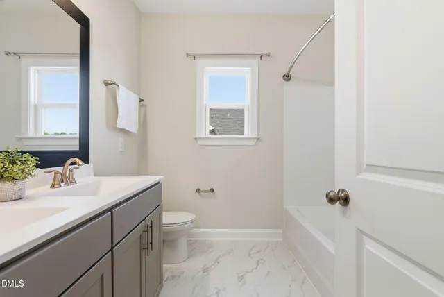 $575,000 | 3318 Longleaf Estates Drive, Raleigh, NC 27616