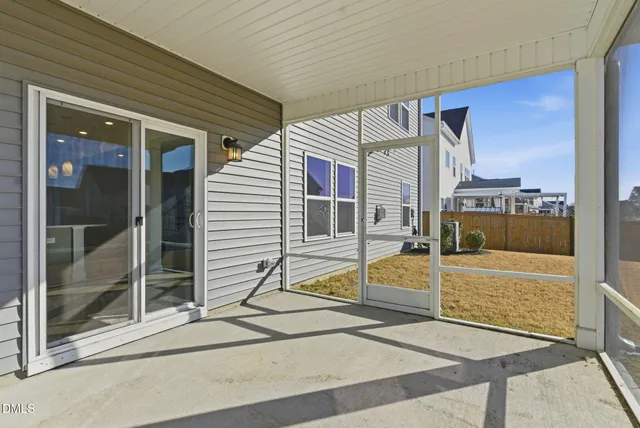 $575,000 | 3318 Longleaf Estates Drive, Raleigh, NC 27616