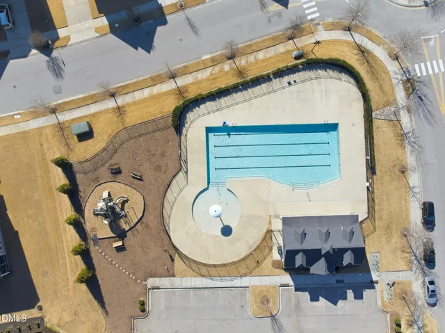 $575,000 | 3318 Longleaf Estates Drive, Raleigh, NC 27616