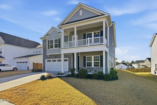 $575,000 | 3318 Longleaf Estates Drive, Raleigh, NC 27616