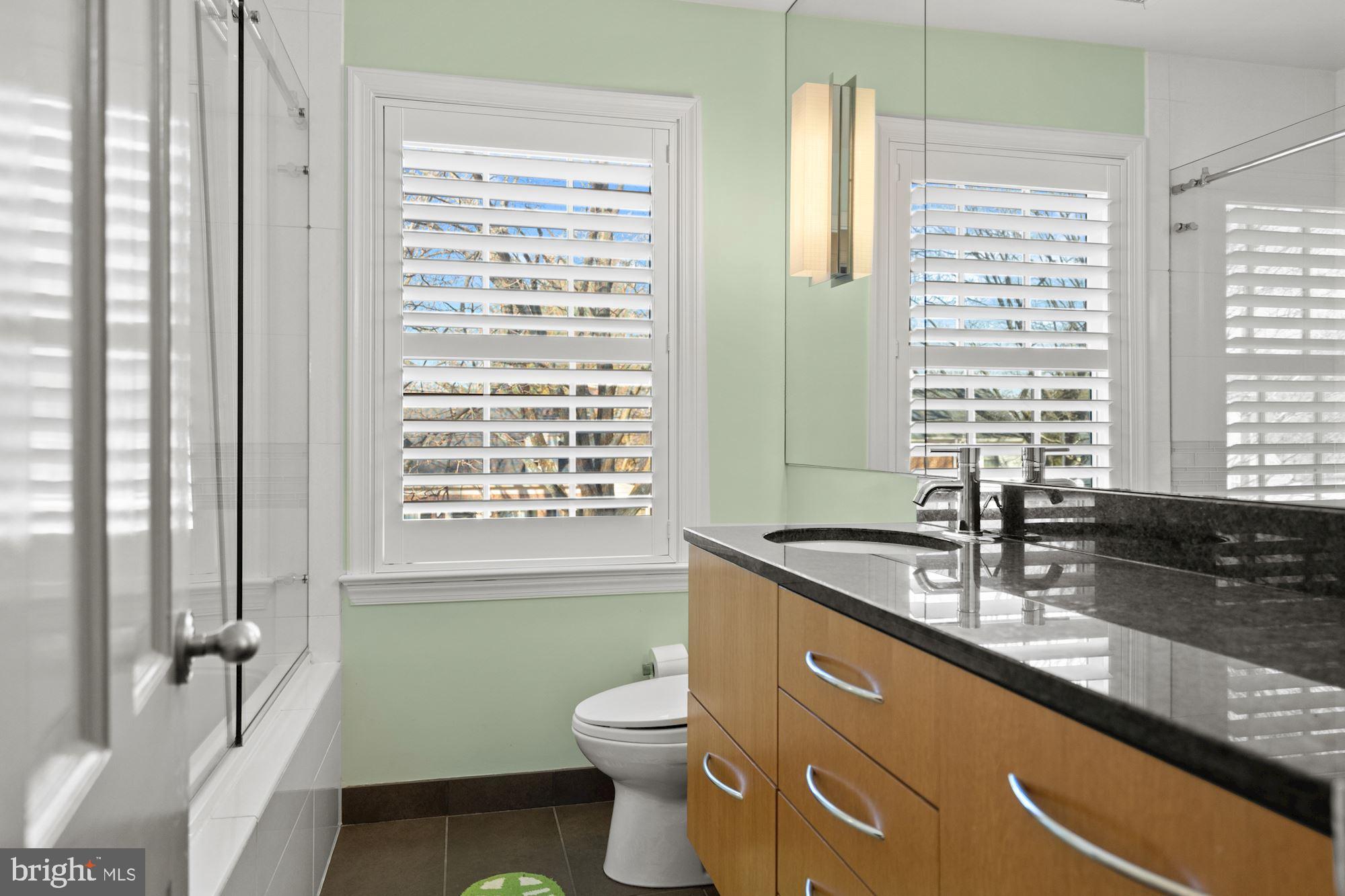 4720 Sedgwick Street Northwest Washington, DC 20016 - Photo 16 of 24 Upper Level - Full Bath