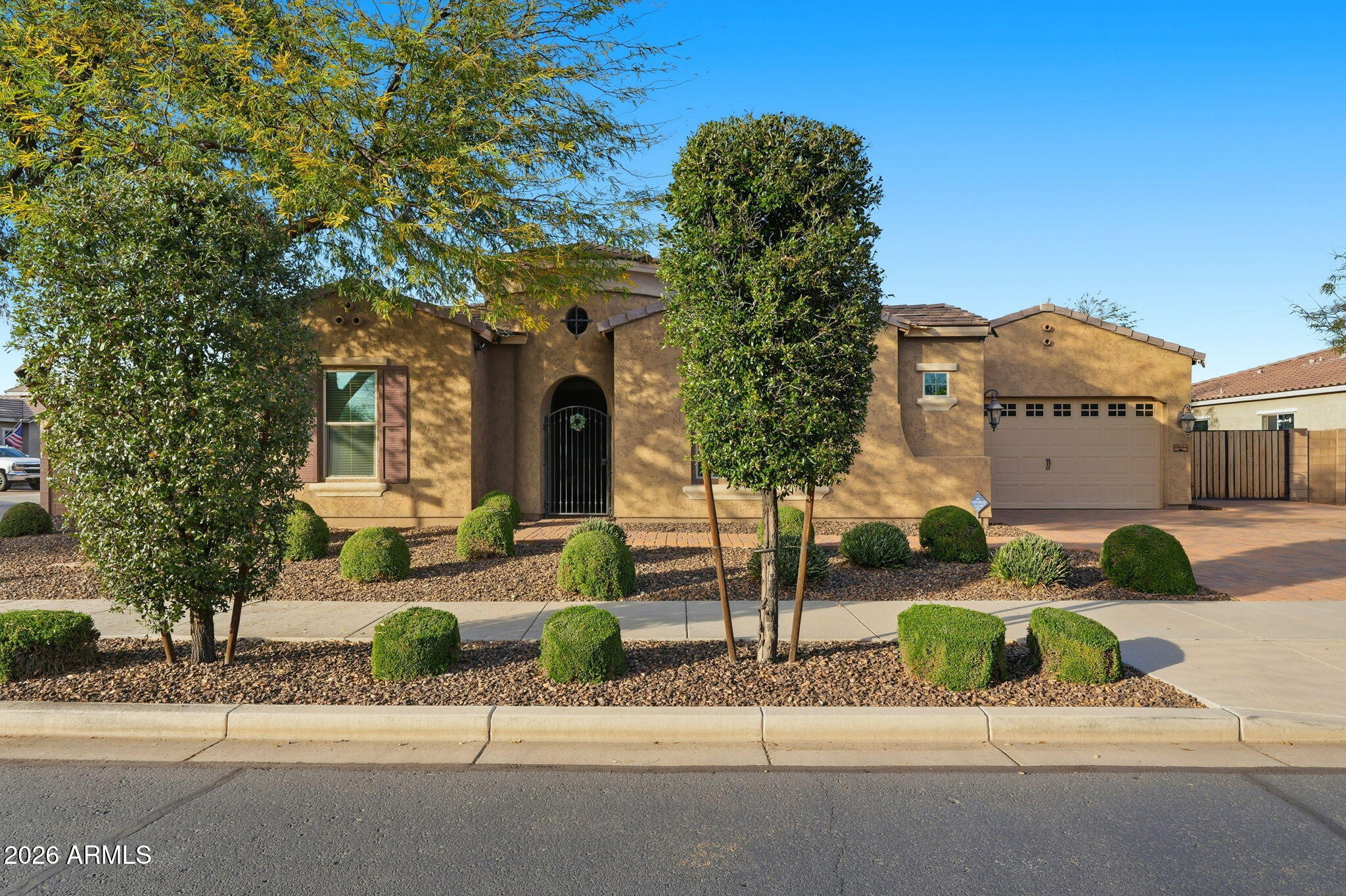 20066 East Russet Road Queen Creek, AZ 85142 - Photo 2 of 59 002_ListerPros