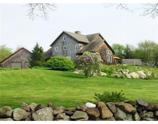 4240 Main Road Tiverton, RI 02878 - Photo 1 of 12 Exterior Front.