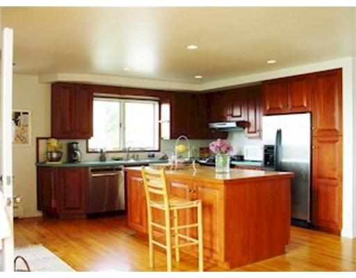 4240 Main Road Tiverton, RI 02878 - Photo 8 of 12 Kitchen.