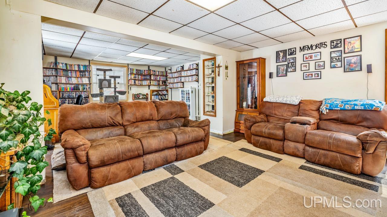 2307 County B Road Florence, WI 54121 - Photo 5 of 36 Gallery Image 5