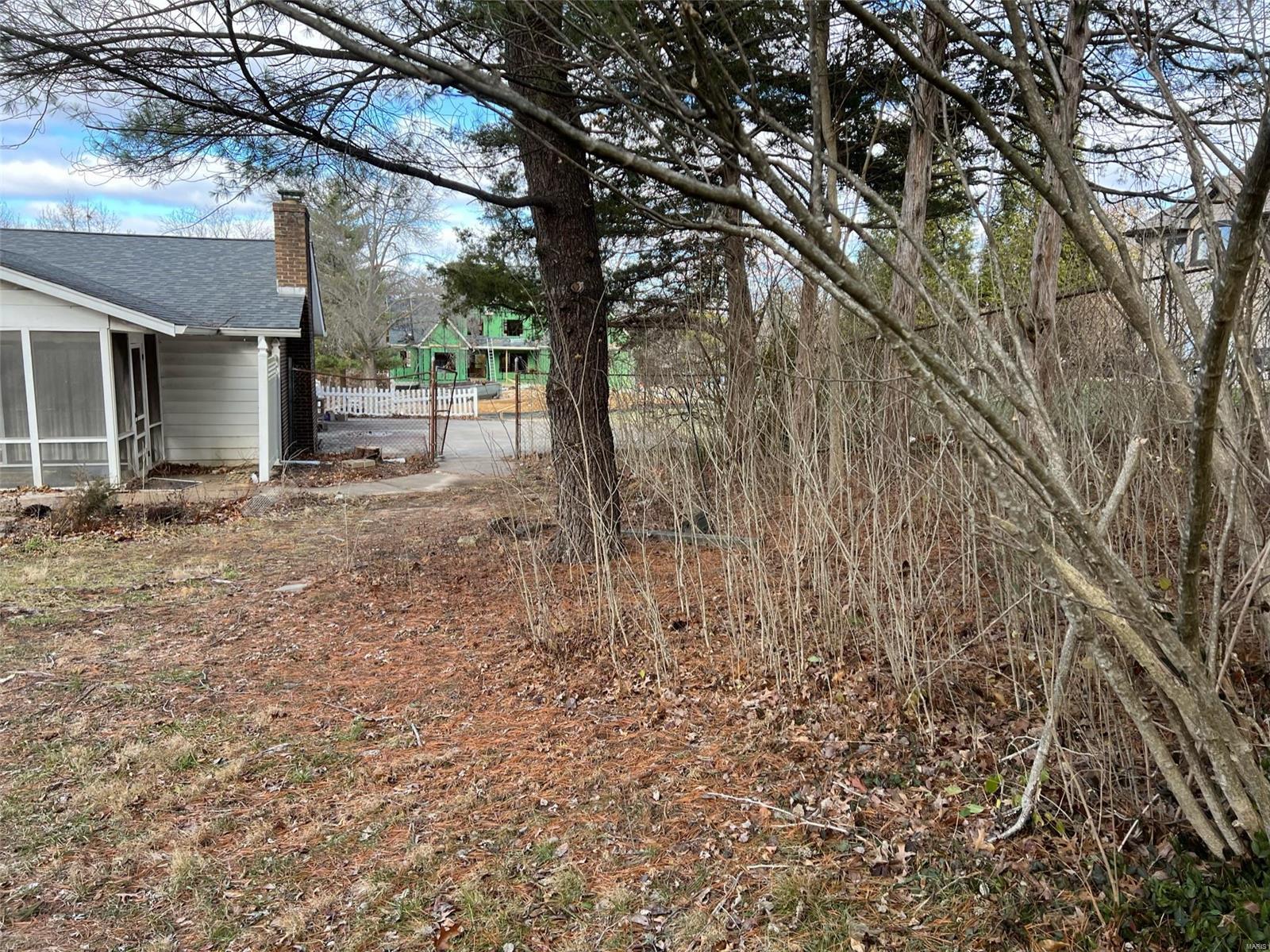 8 Georgetown Road Chesterfield, MO 63017 - Photo 23 of 26