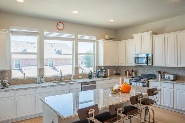 $488,888 | 1005 Boyd Lane, Euless, TX 76040