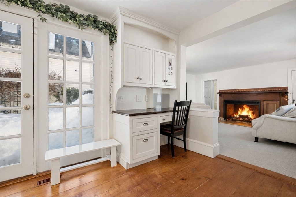 45 School Street Manchester, MA 01944 - Photo 11 of 42