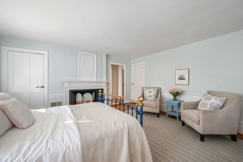 45 School Street Manchester, MA 01944 - Photo 24 of 42