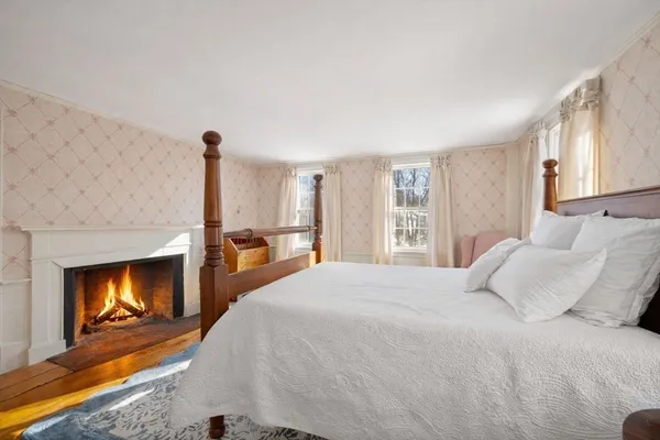 $2,490,000 | 45 School Street, Manchester, MA 01944