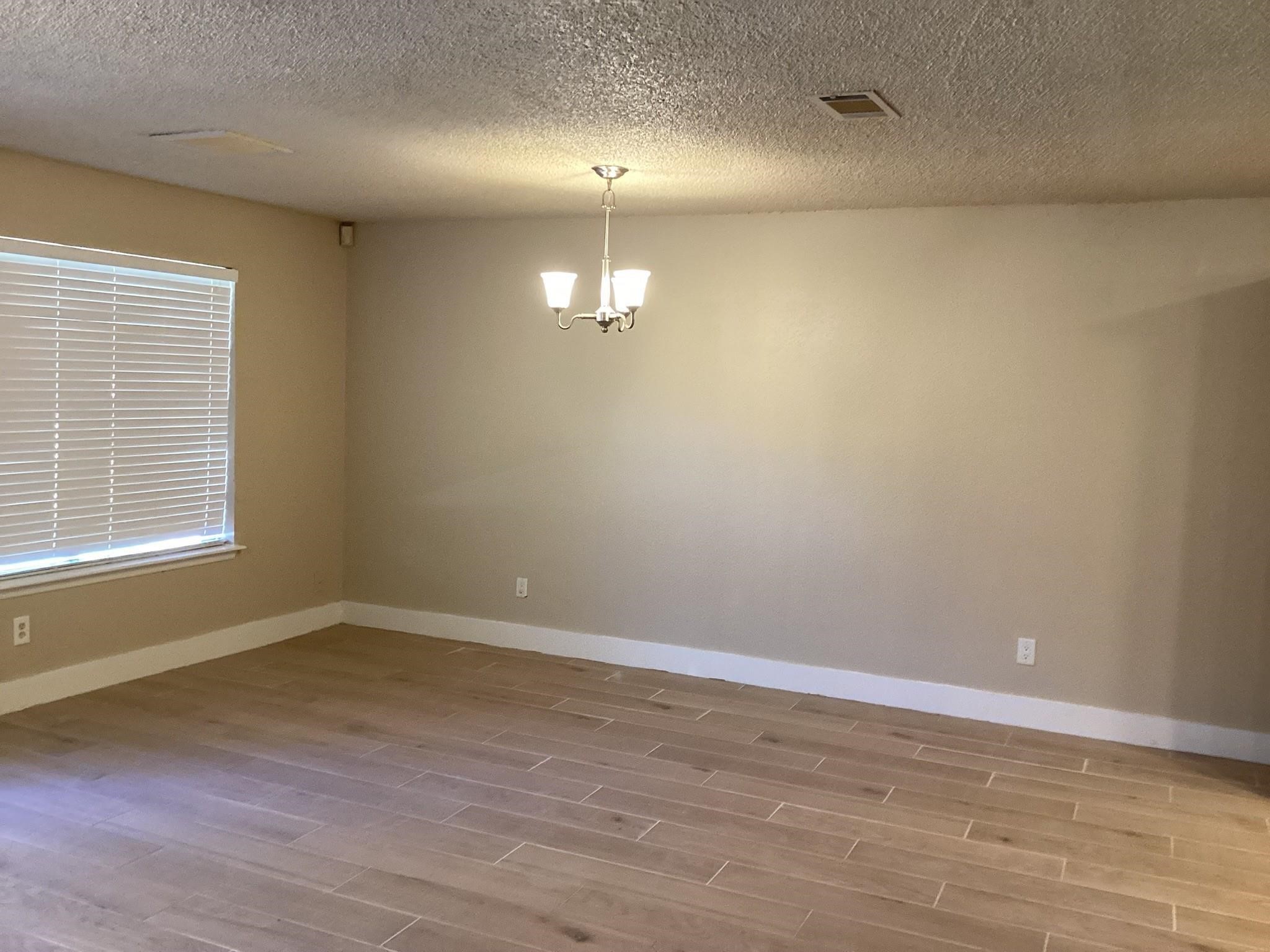 2511 Peaceful Valley Drive Spring, TX 77373 - Photo 10 of 18