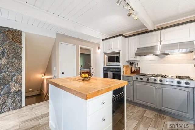 $580,000 | 493 North 4154 East, Rigby, ID 83442