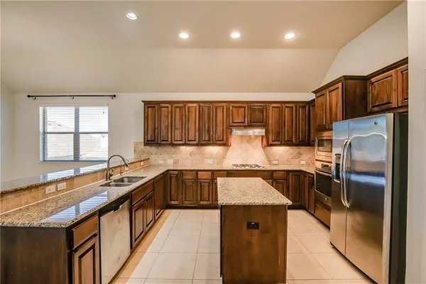 $2,495 | 2328 Lookout Range Drive, Leander, TX 78641