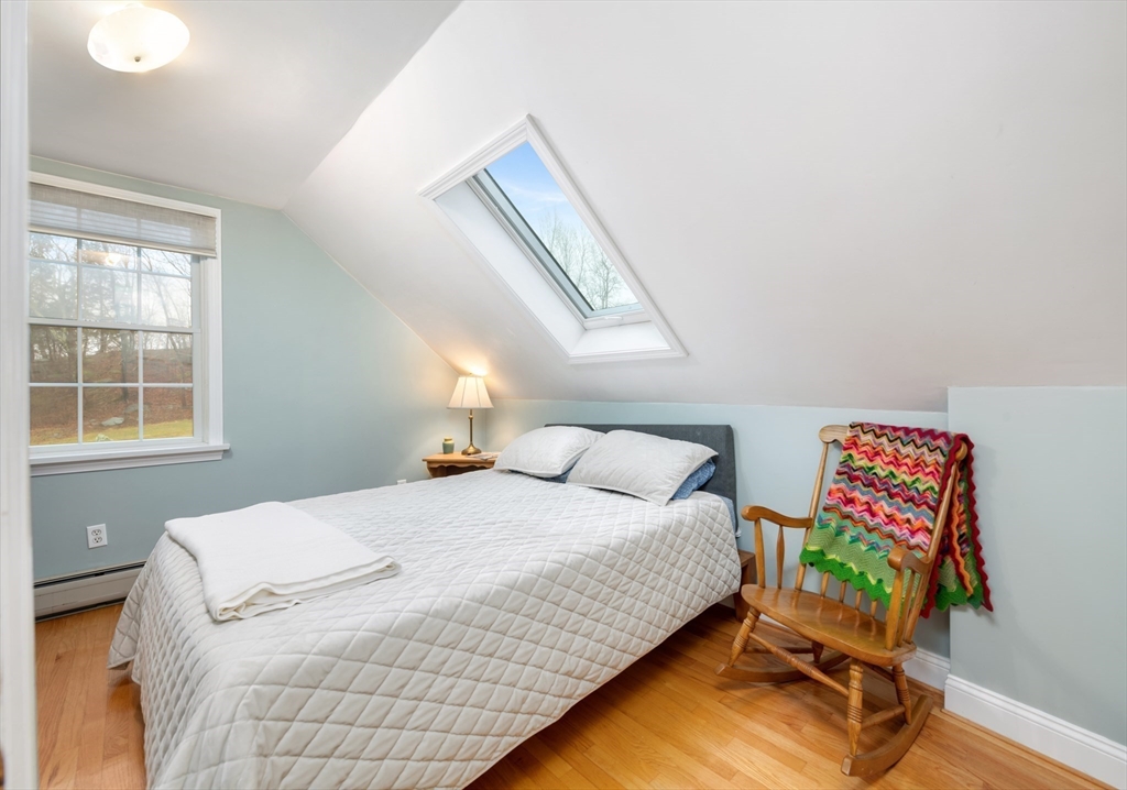 692 Elm Street Somerset, MA 02726 - Photo 20 of 42