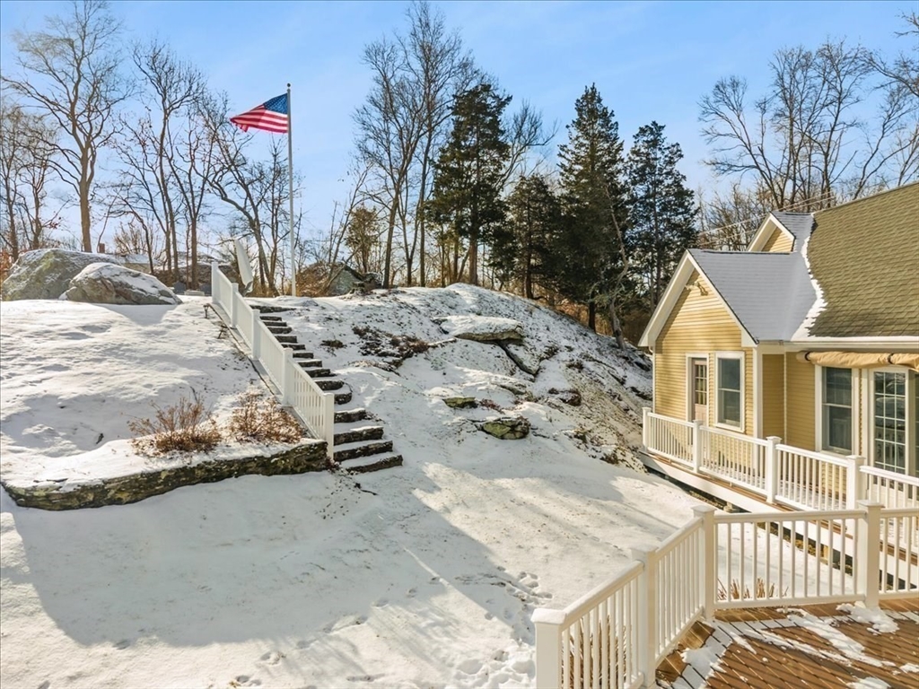 692 Elm Street Somerset, MA 02726 - Photo 25 of 42