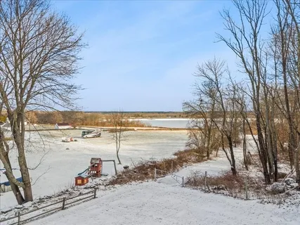 $675,000 | 692 Elm Street, Somerset, MA 02726