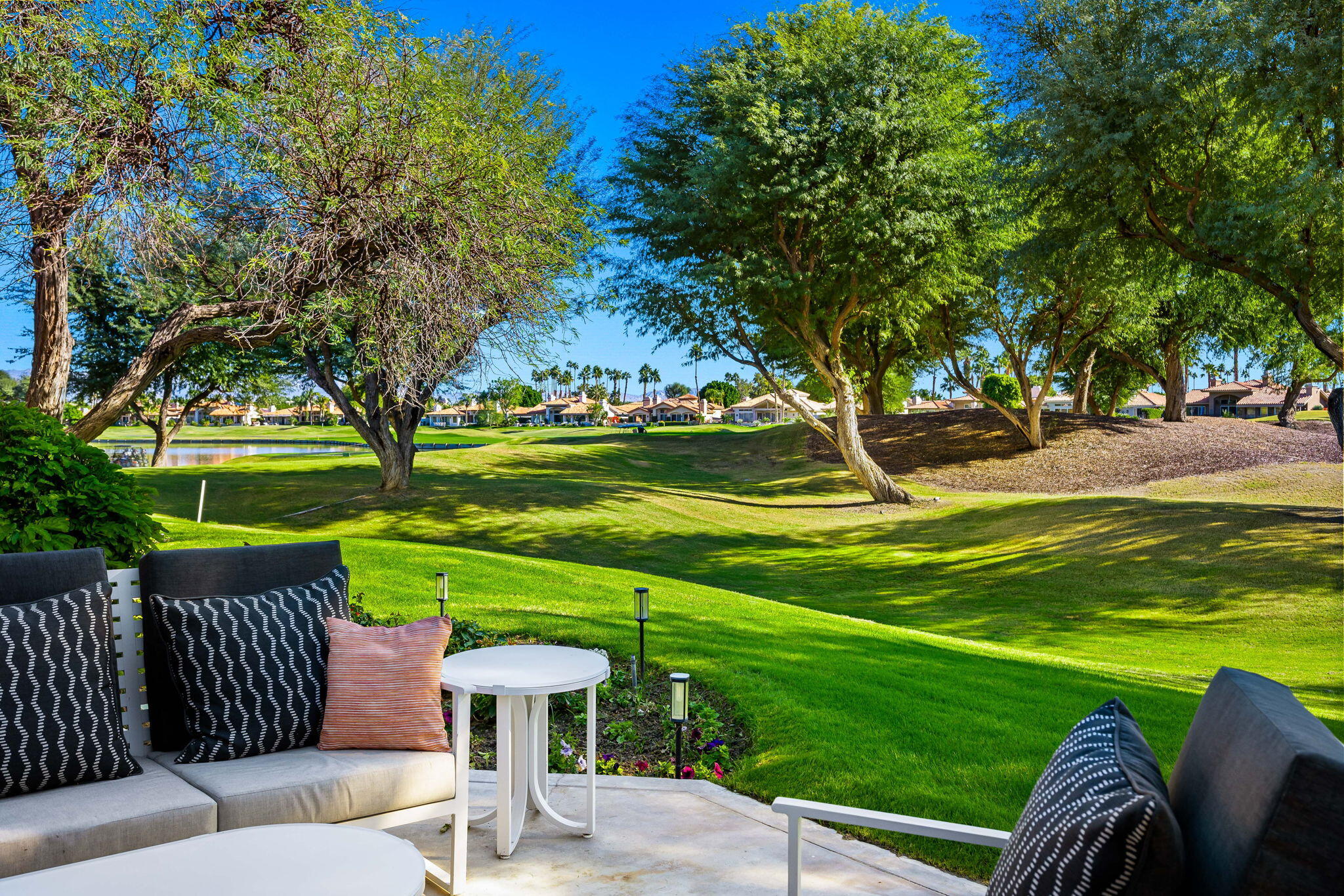 54524 Inverness Way La Quinta, CA 92253 - Photo 3 of 48 20-web-or-mls-DS_Inverness_OPMG_1225_020