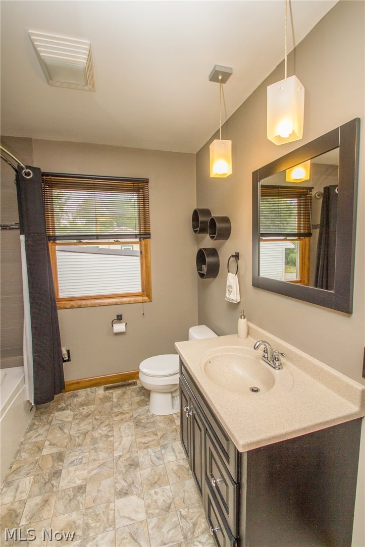 1527 Biltmore Road Cleveland, OH 44124 - Photo 15 of 27 Gallery Image 15