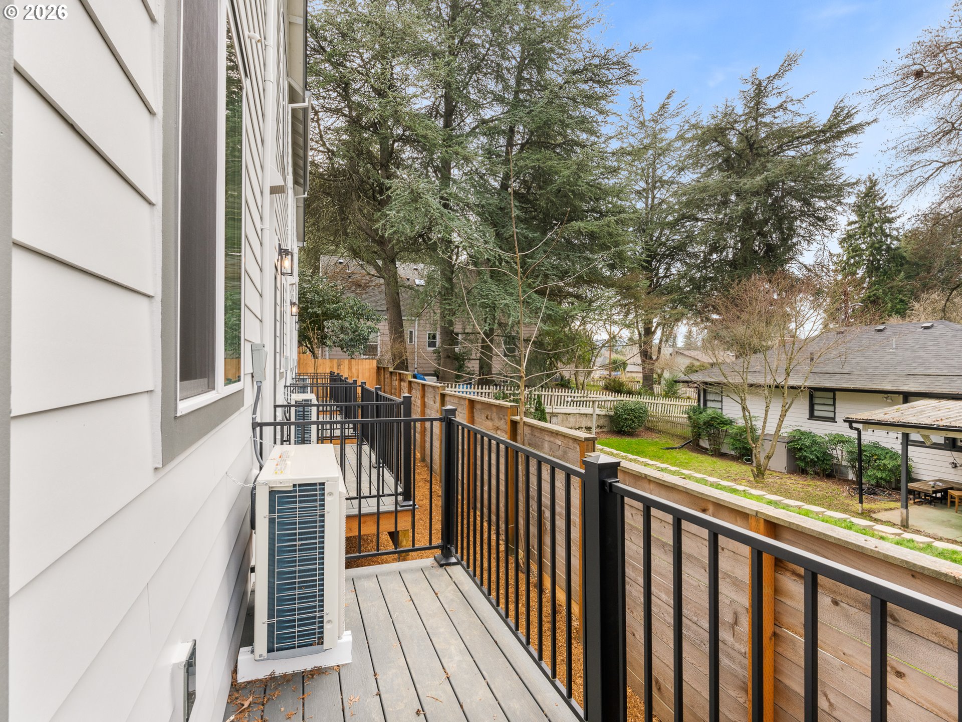 8628 Southwest 21st Avenue, Unit 2 Portland, OR 97219 - Photo 12 of 16