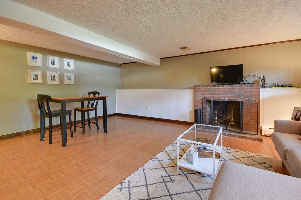 2 Brookfield Road Milford, MA 01757 - Photo 14 of 19 Gallery Image 14