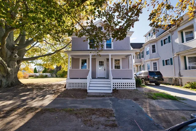 $549,900 | 220 Aquidneck Street, New Bedford, MA 02744