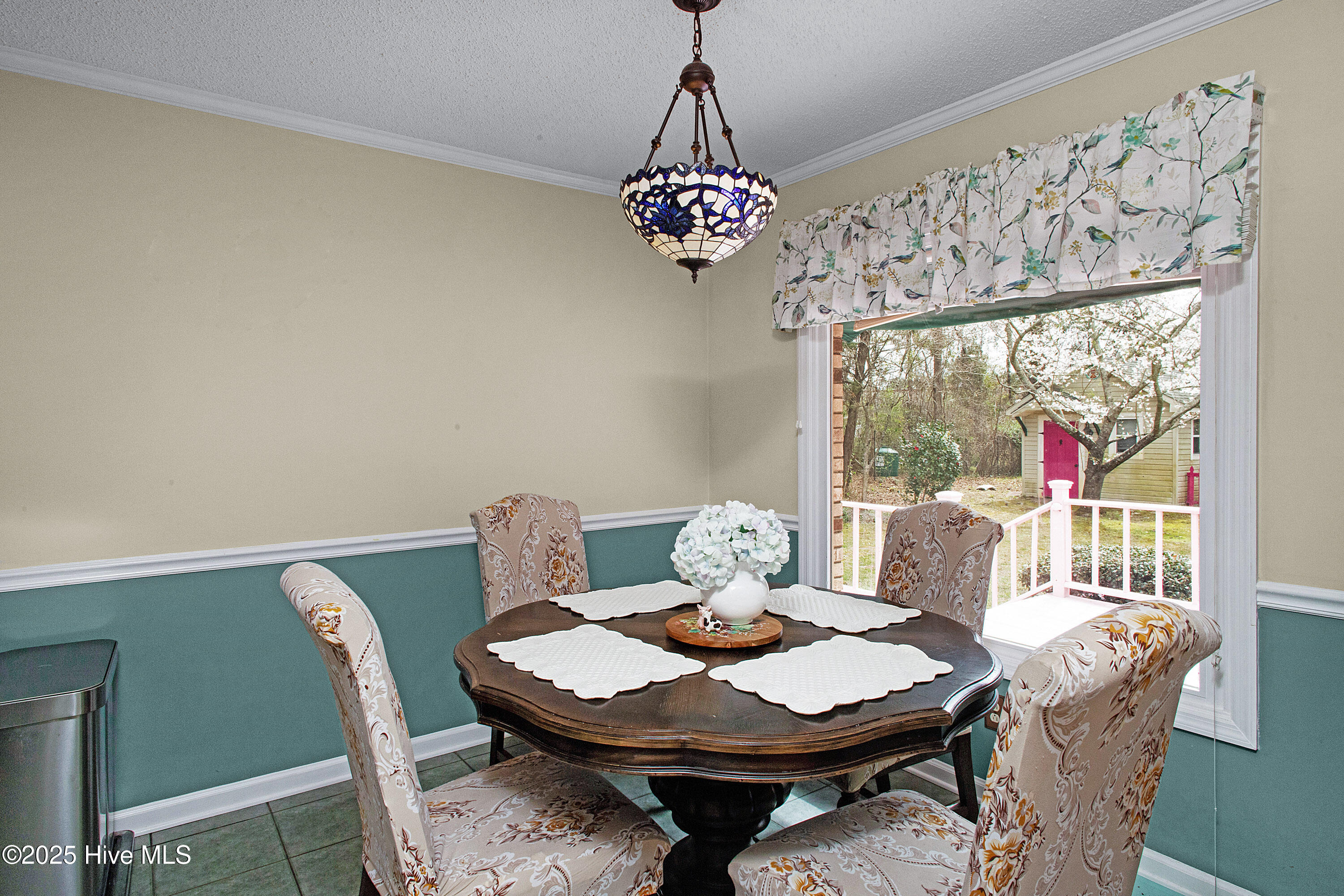 252 Pirates Road New Bern, NC 28562 - Photo 12 of 33 Breakfast Nook