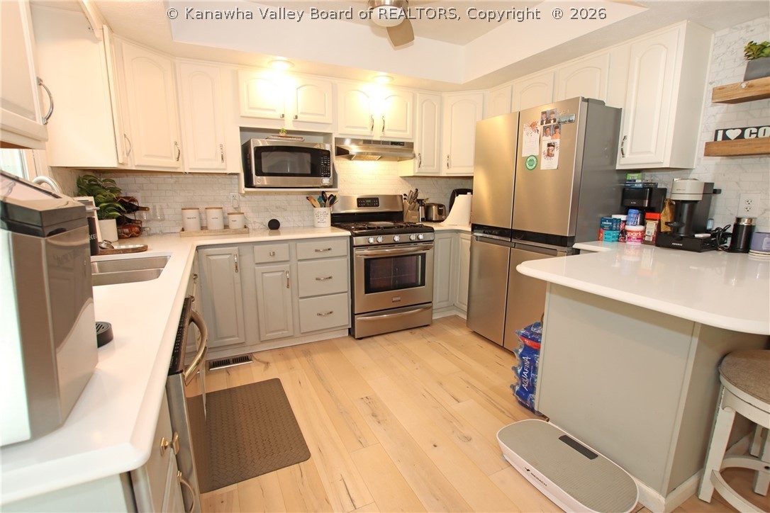 105 Hickory Road Glasgow, WV 25039 - Photo 20 of 49 Gallery Image 20