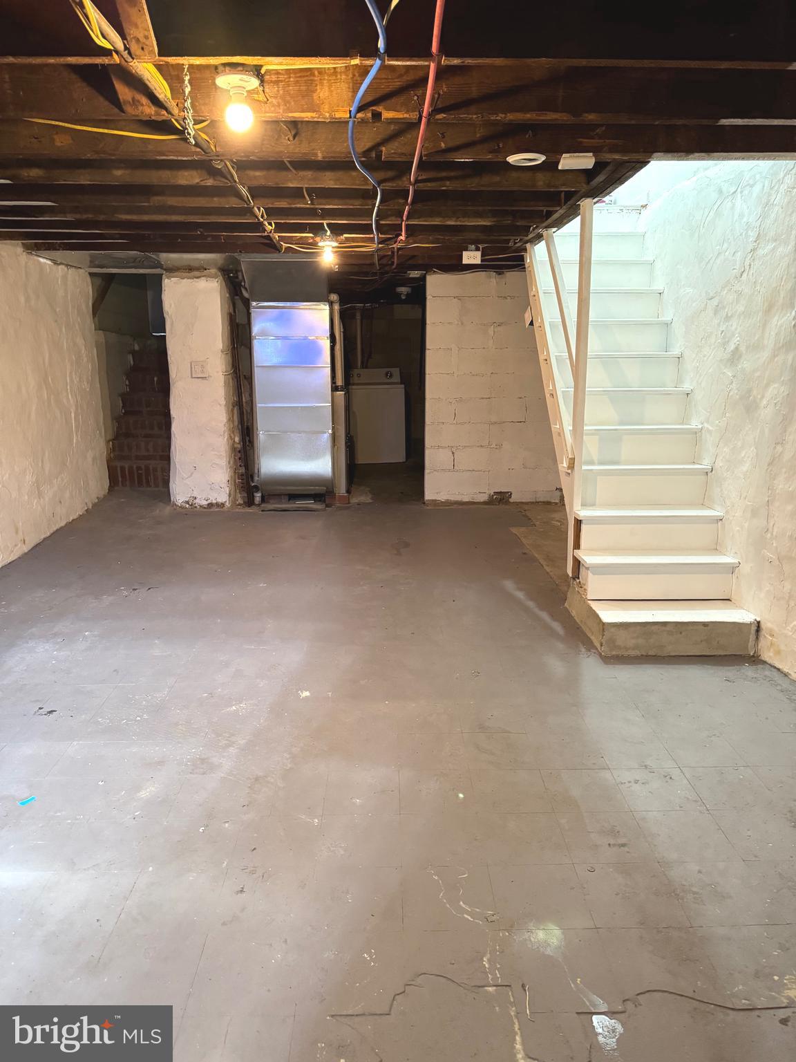 139 Rosemar Street Philadelphia, PA 19120 - Photo 16 of 19 a view of small space