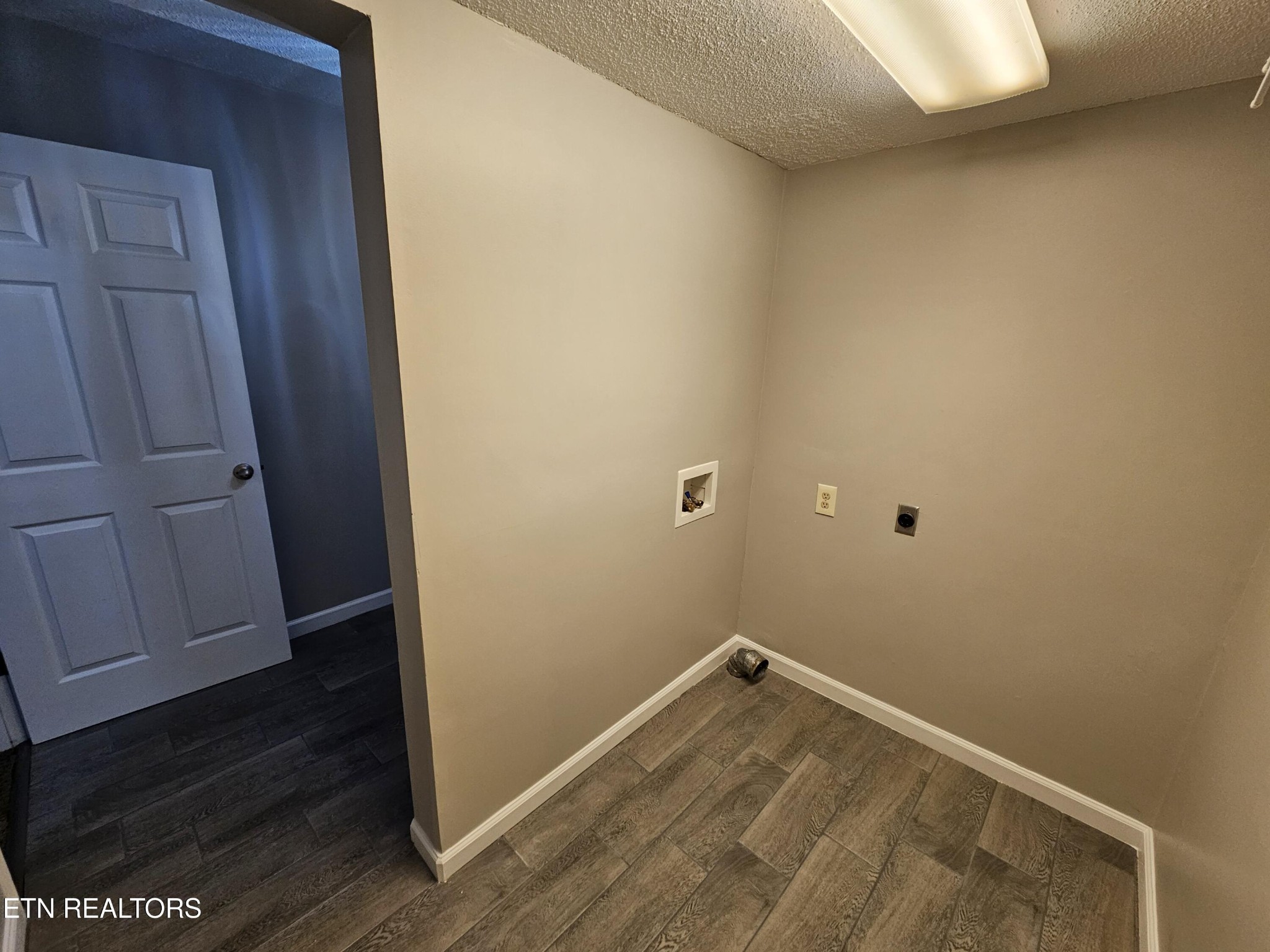 20 Clark Place Oak Ridge, TN 37830 - Photo 34 of 51 a view of a small space