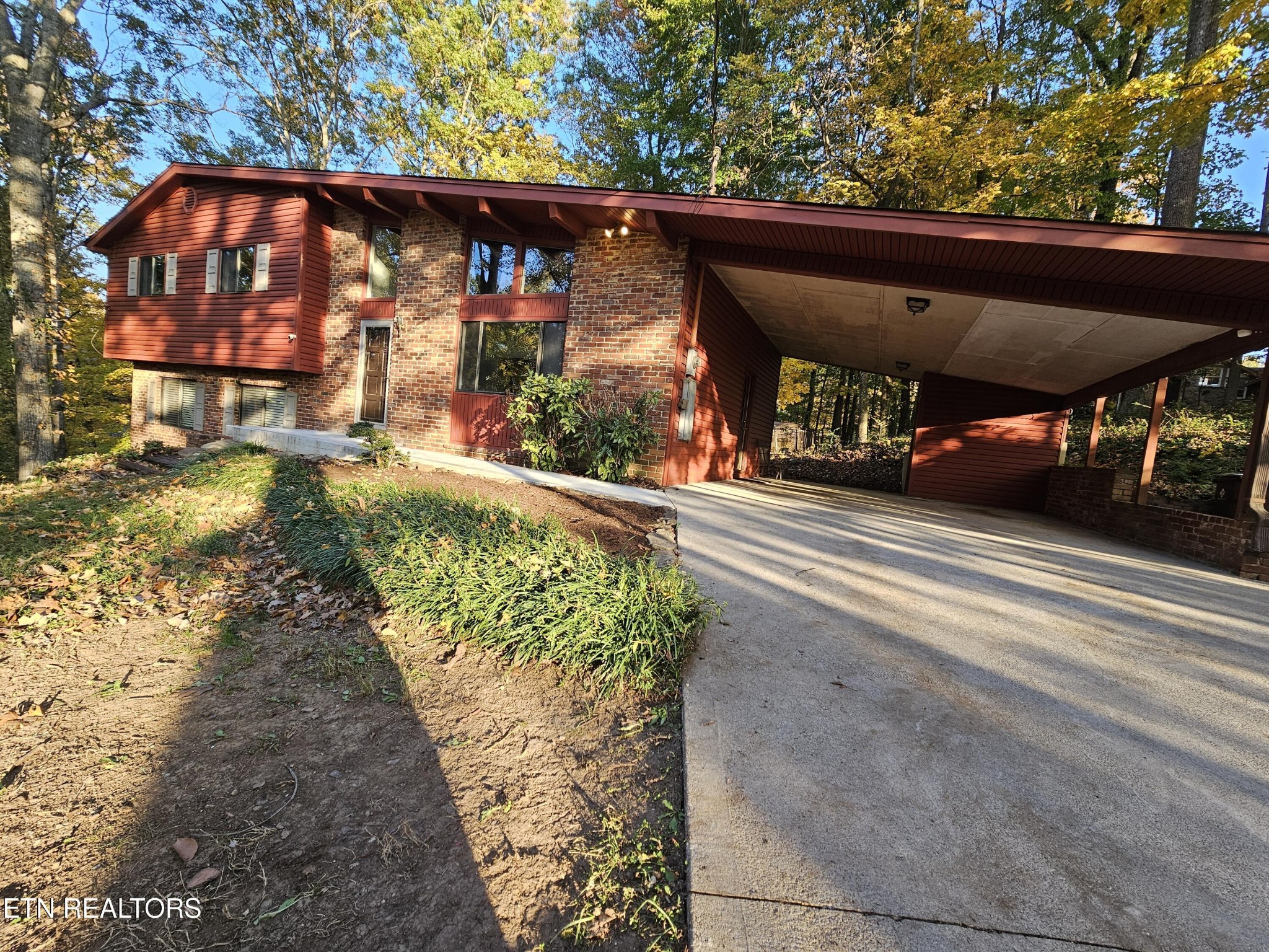 20 Clark Place Oak Ridge, TN 37830 - Photo 5 of 51 a view of a car park in front of a house