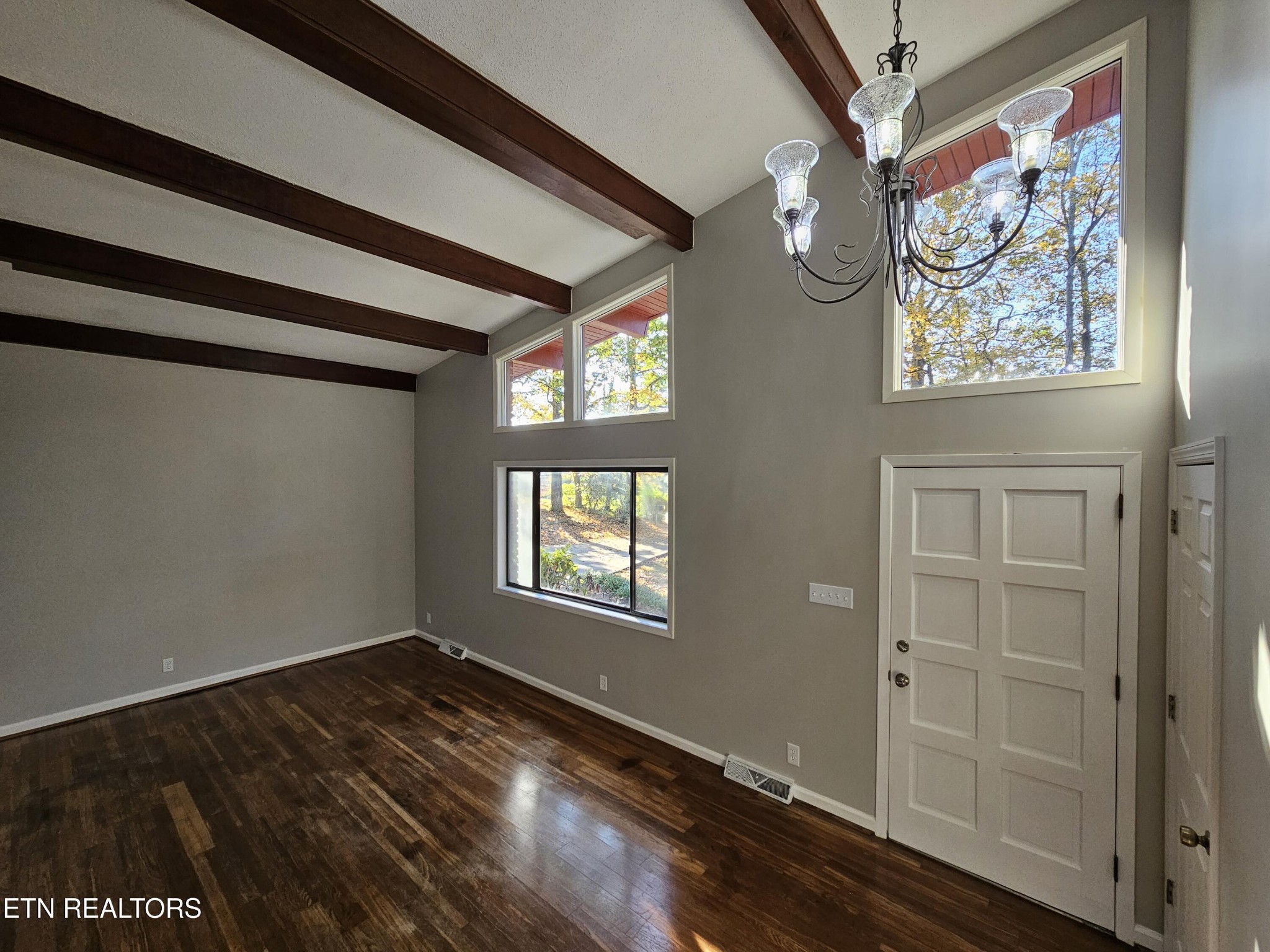 20 Clark Place Oak Ridge, TN 37830 - Photo 7 of 51 wooden floor in an empty room