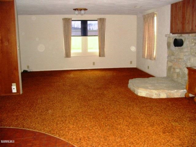 9815 West Raders Road Pearl City, IL 61062 - Photo 8 of 15 an empty room with windows