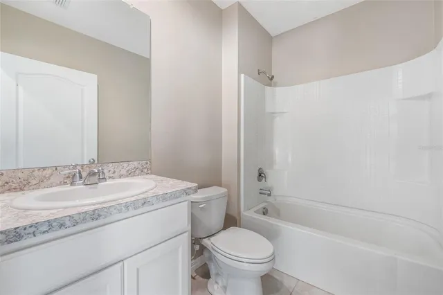 $350,000 | 305 Meadowbrook Boulevard, Winter Haven, FL 33881