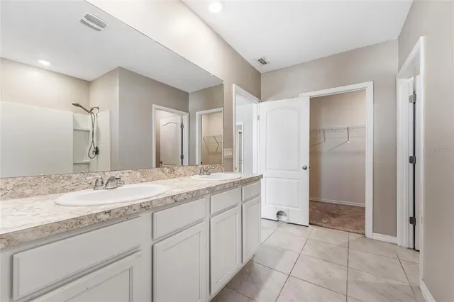 $350,000 | 305 Meadowbrook Boulevard, Winter Haven, FL 33881