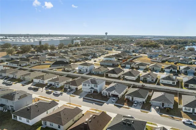 $350,000 | 305 Meadowbrook Boulevard, Winter Haven, FL 33881