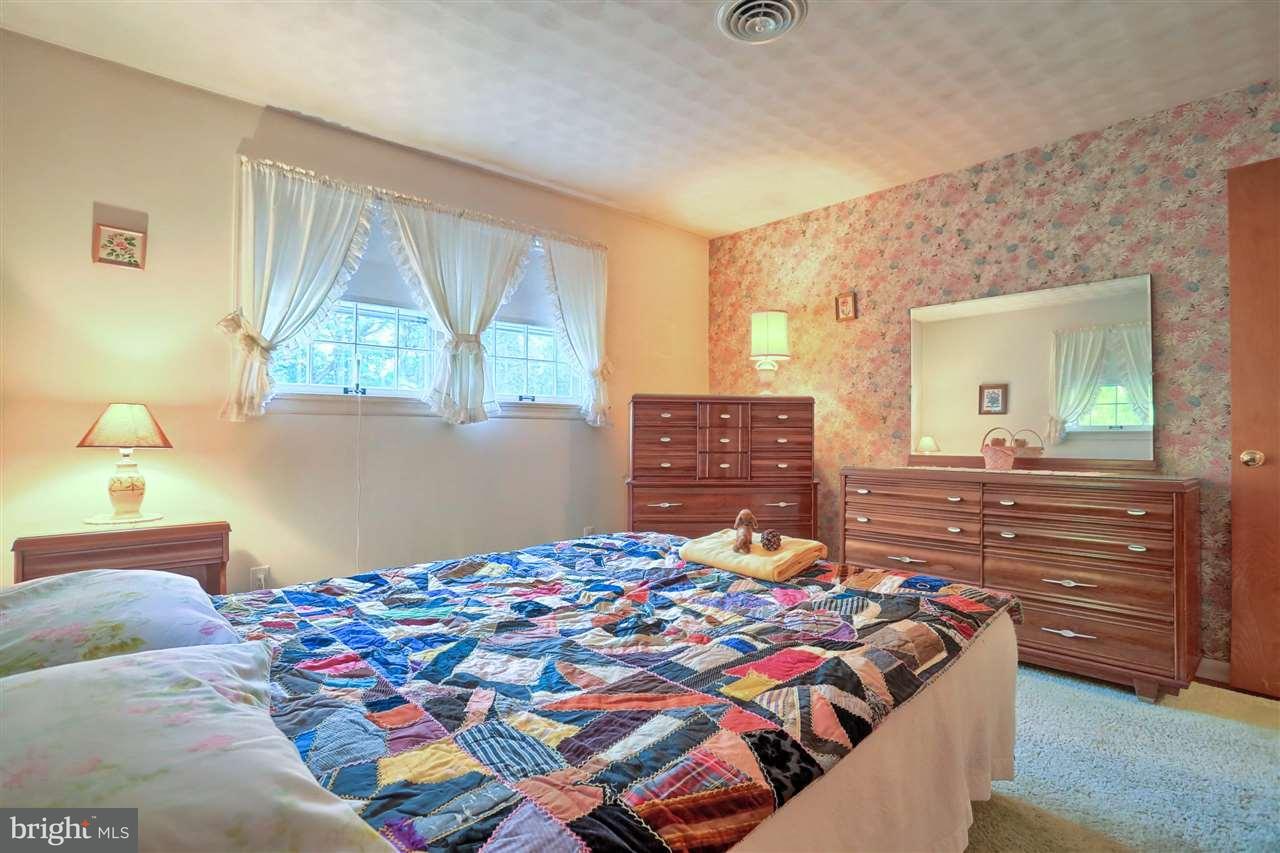 805 Witmer Road York, PA 17402 - Photo 13 of 23 Gallery Image 13