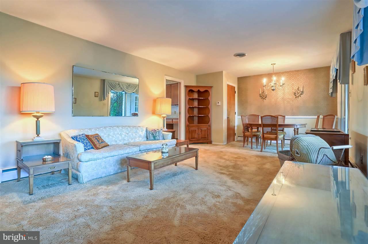 805 Witmer Road York, PA 17402 - Photo 4 of 23 Gallery Image 4