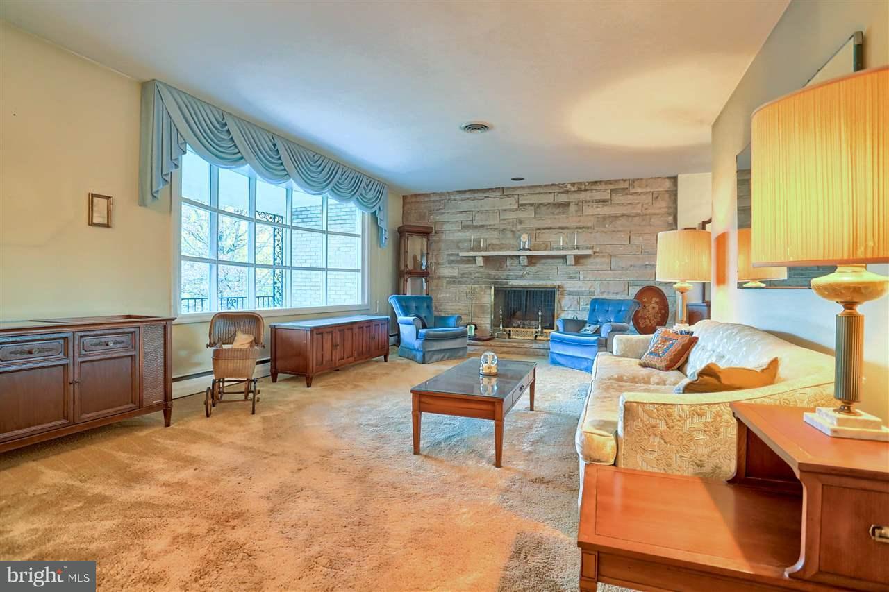 805 Witmer Road York, PA 17402 - Photo 6 of 23 Gallery Image 6