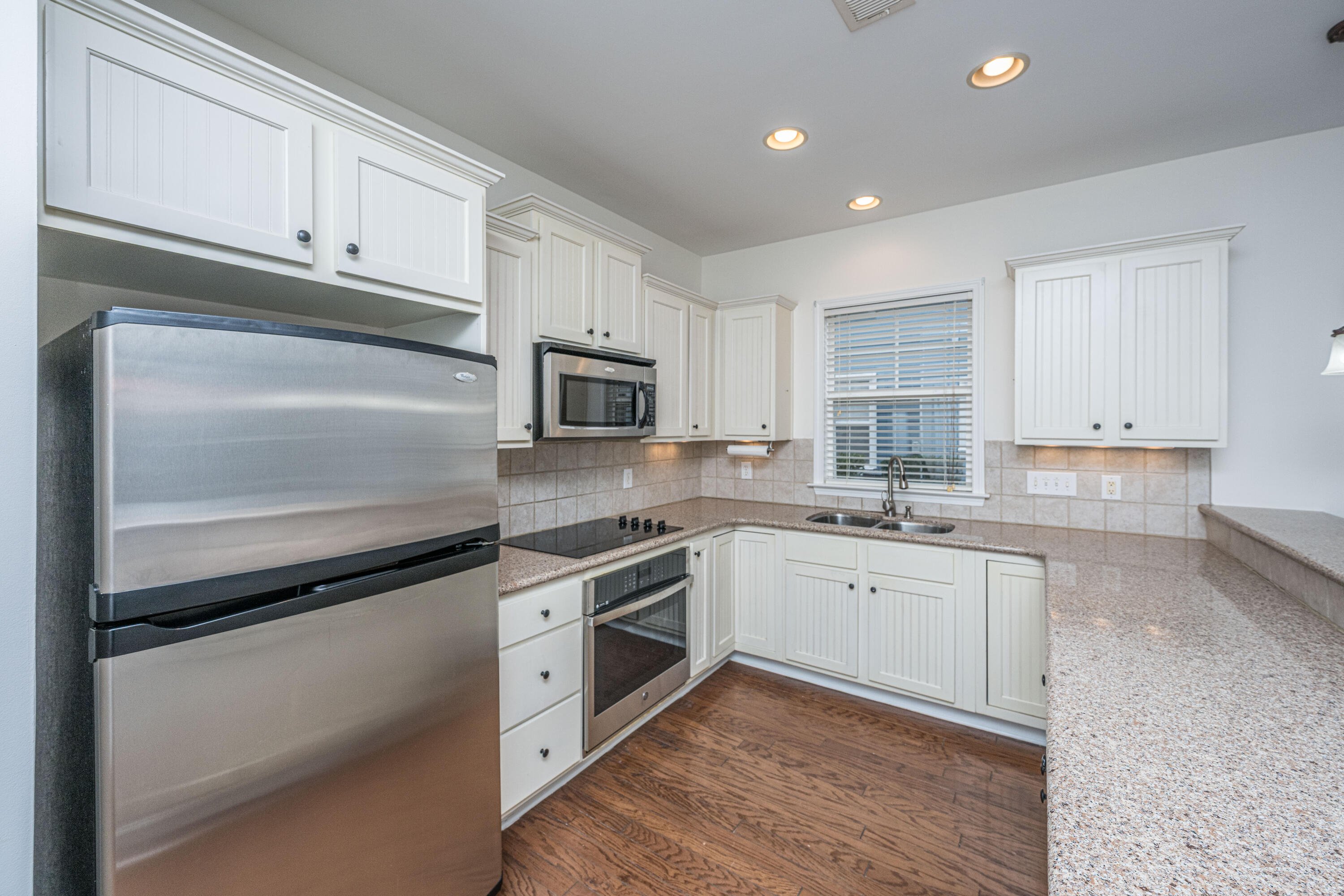 2445 Kings Gate Lane Mount Pleasant, SC 29466 - Photo 12 of 45 2445KingsGateLn014